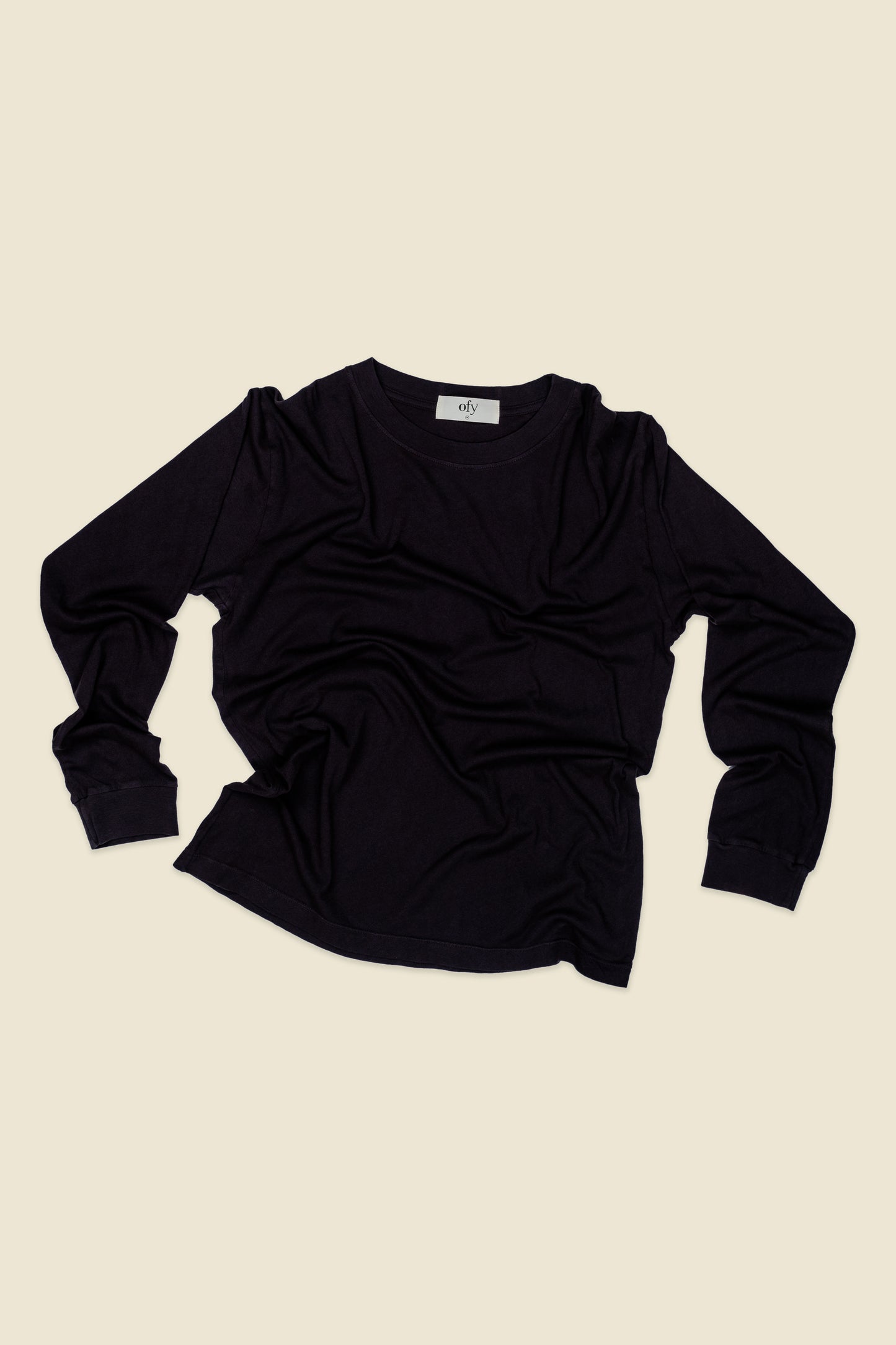 Essential L/S - Black Sand