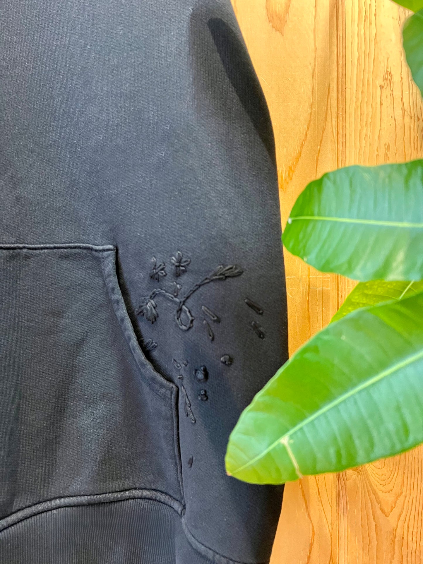 Journey Hoodie - NOIR FLORAL