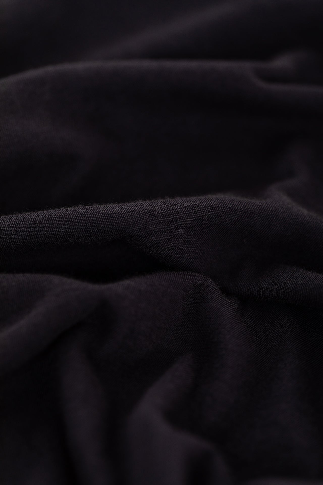 The Undertee - Black Hole