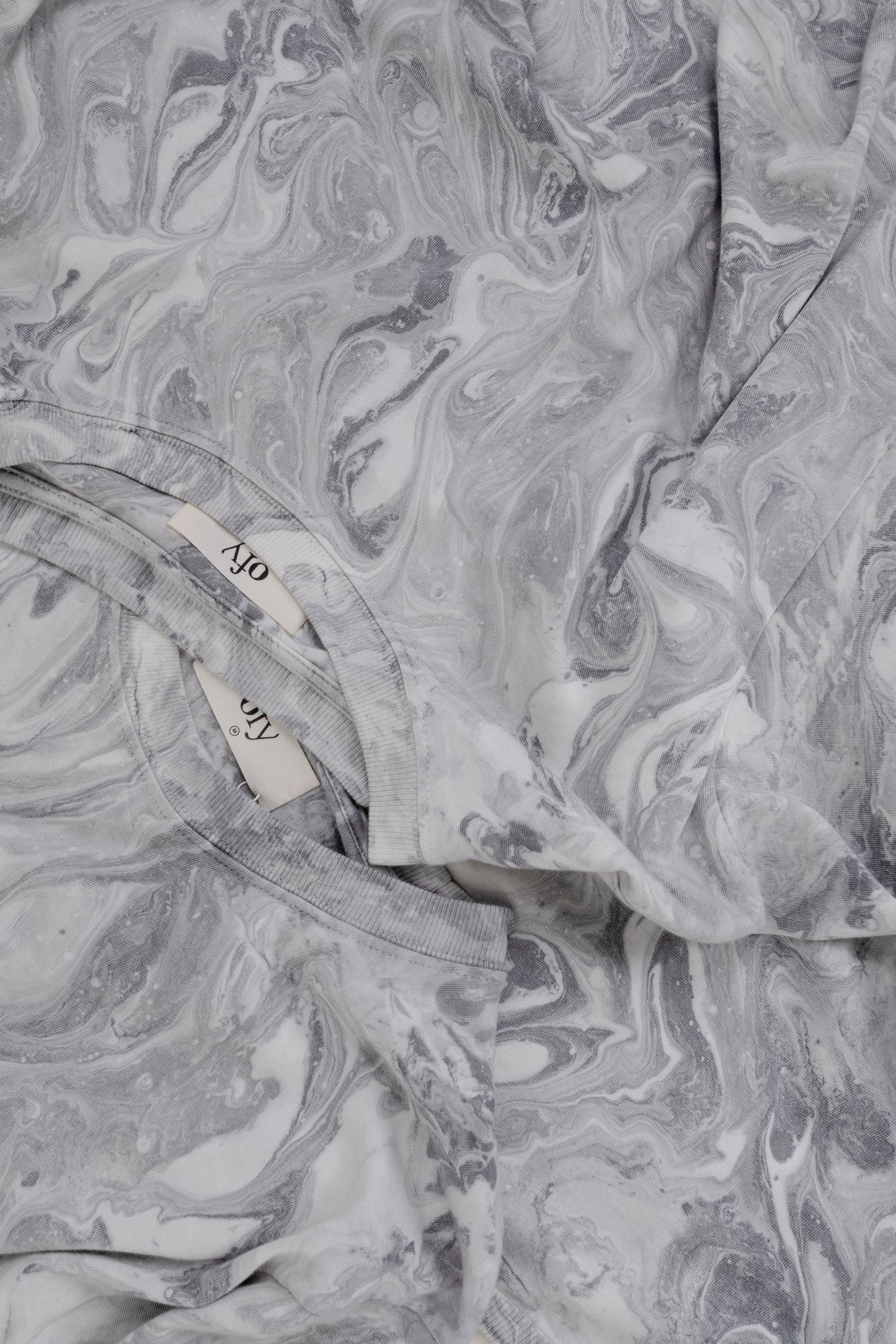 Luxe Supima L/S - Cookies n Cream Marble