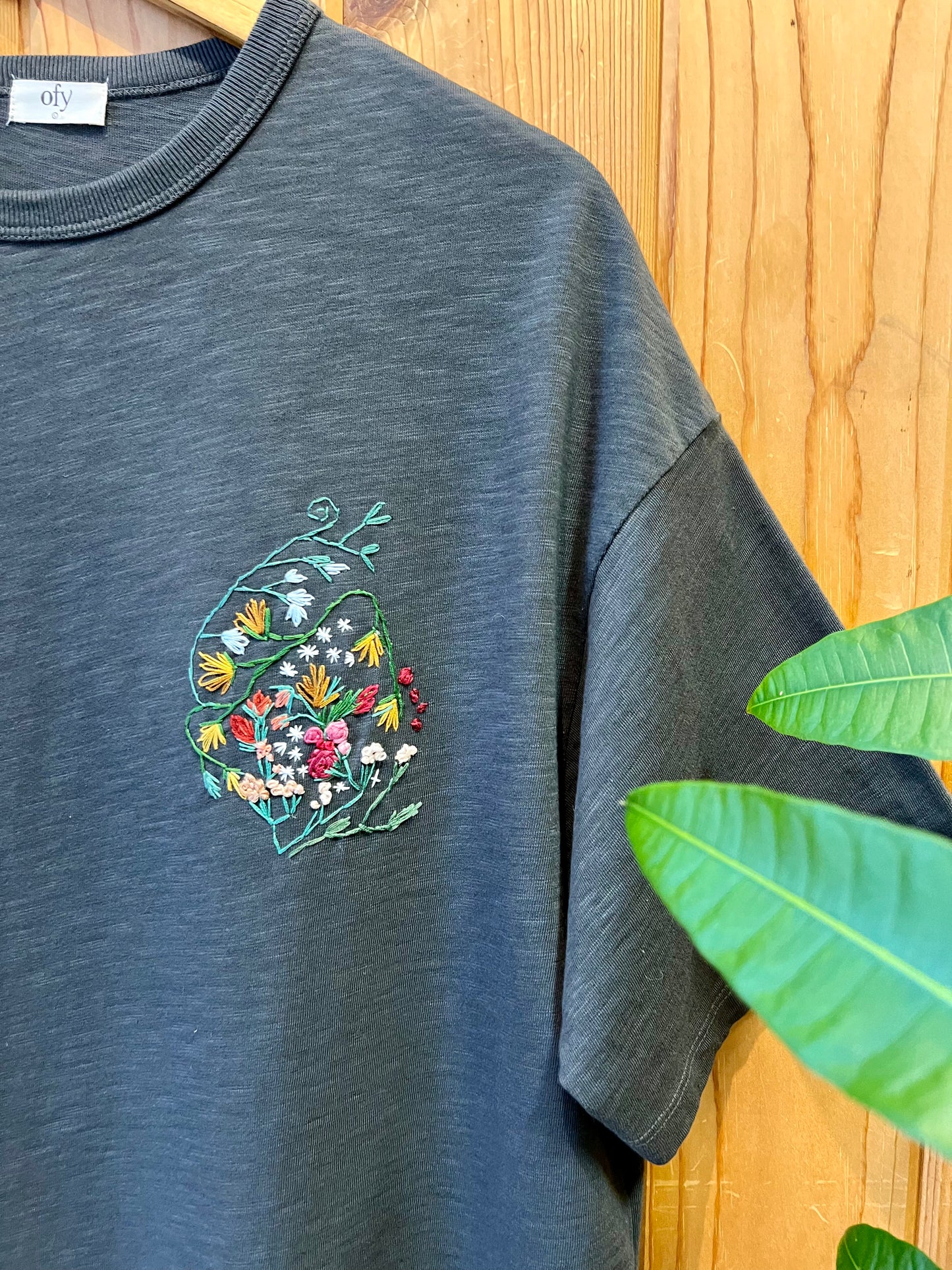 Journey Tee - Vintage Bouquet