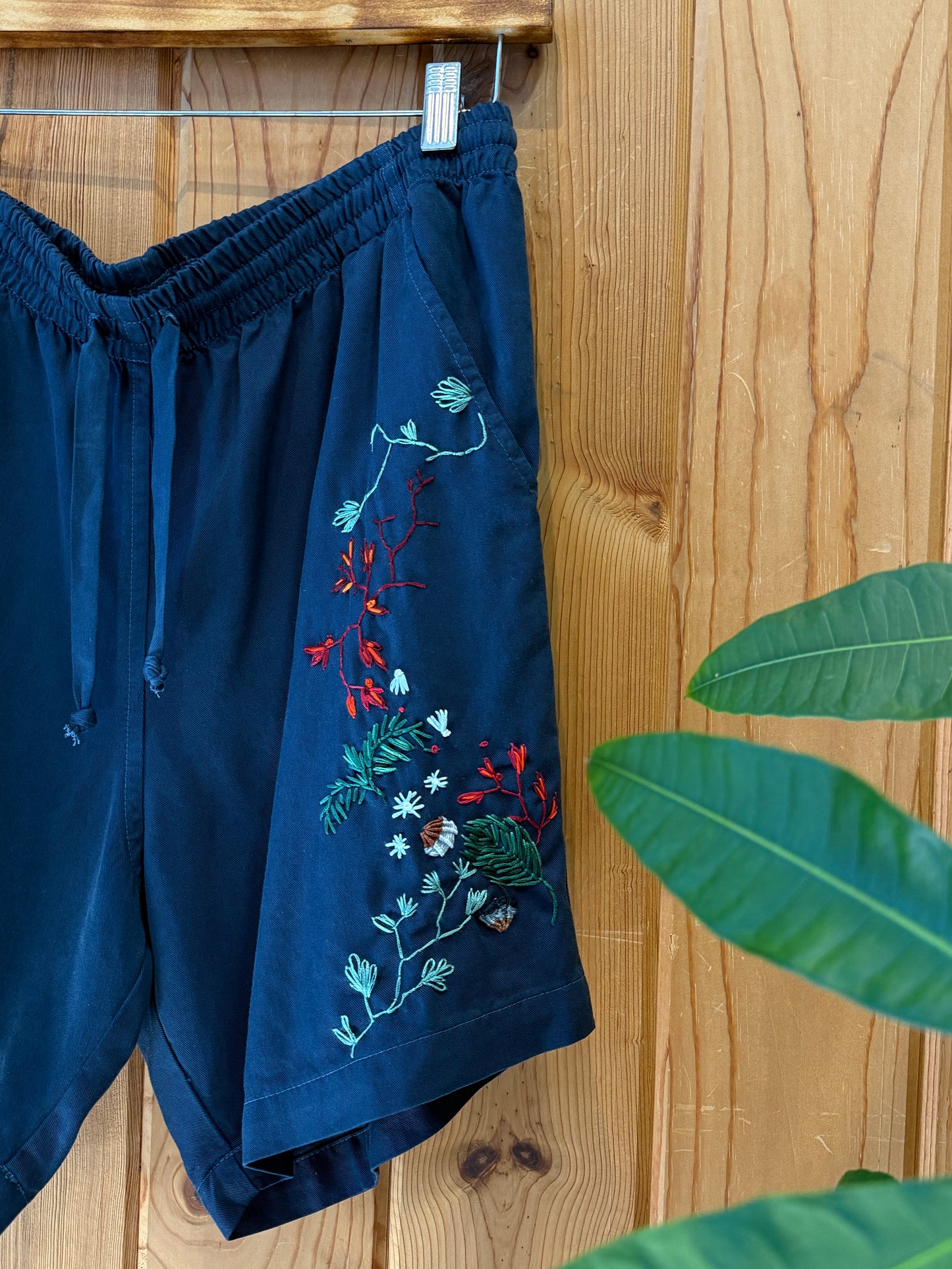 Horizon Short - Palma Flora Midnight