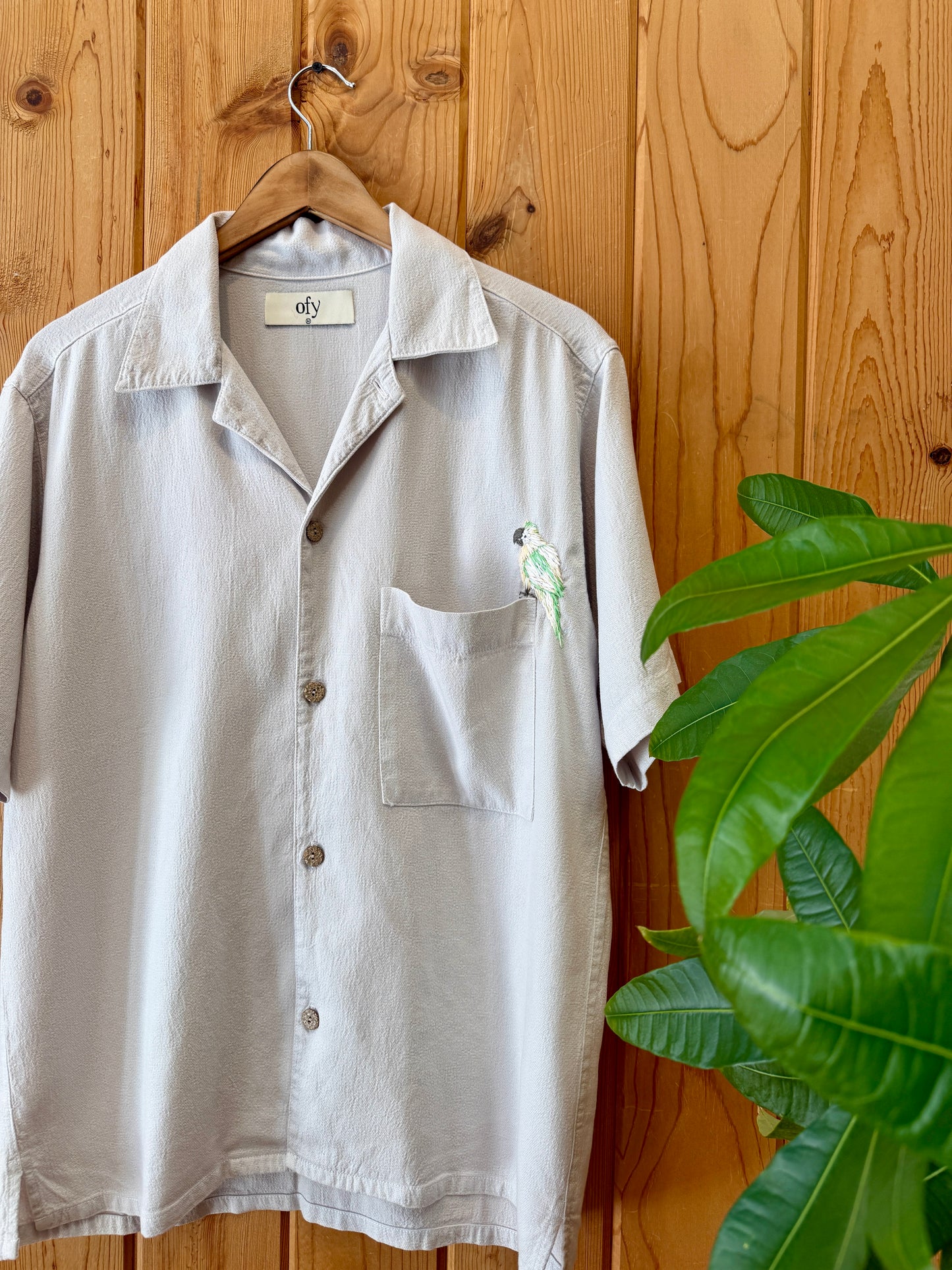 Crinkle S/S - Neutral Neon Macaw