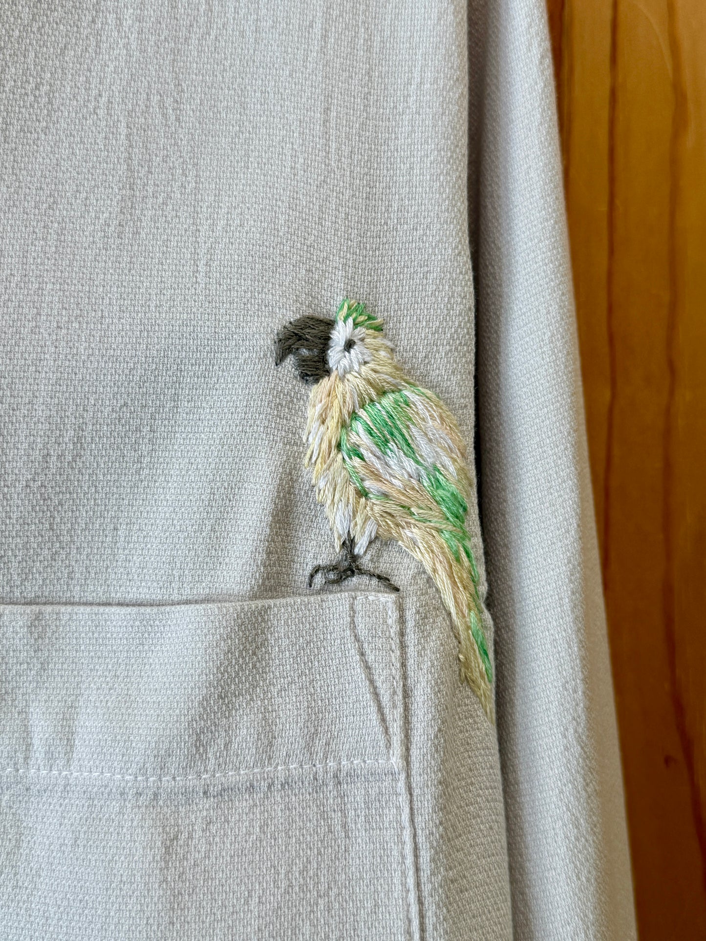 Crinkle L/S - Neutral Neon Macaw