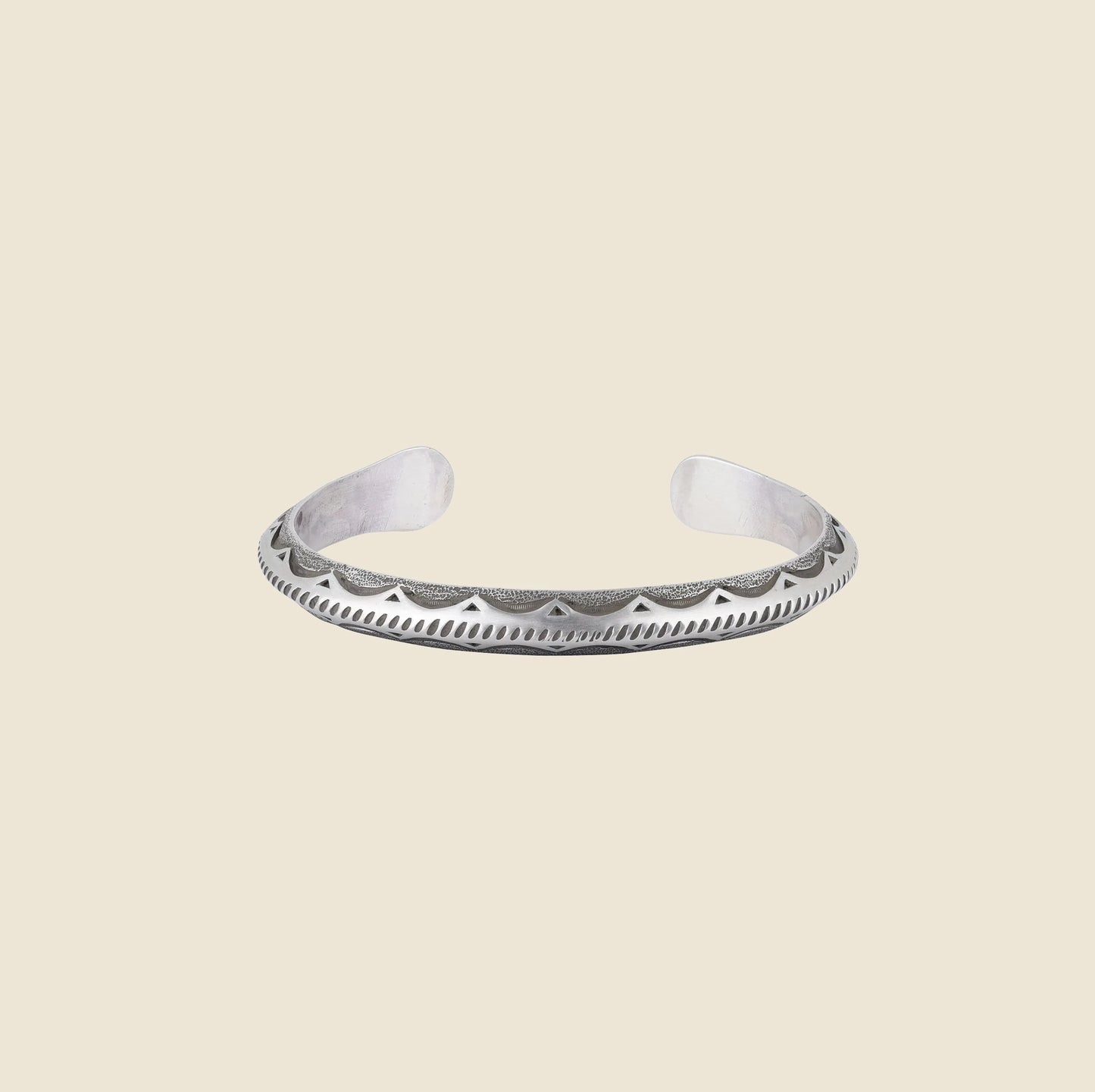 Razorback Cuff