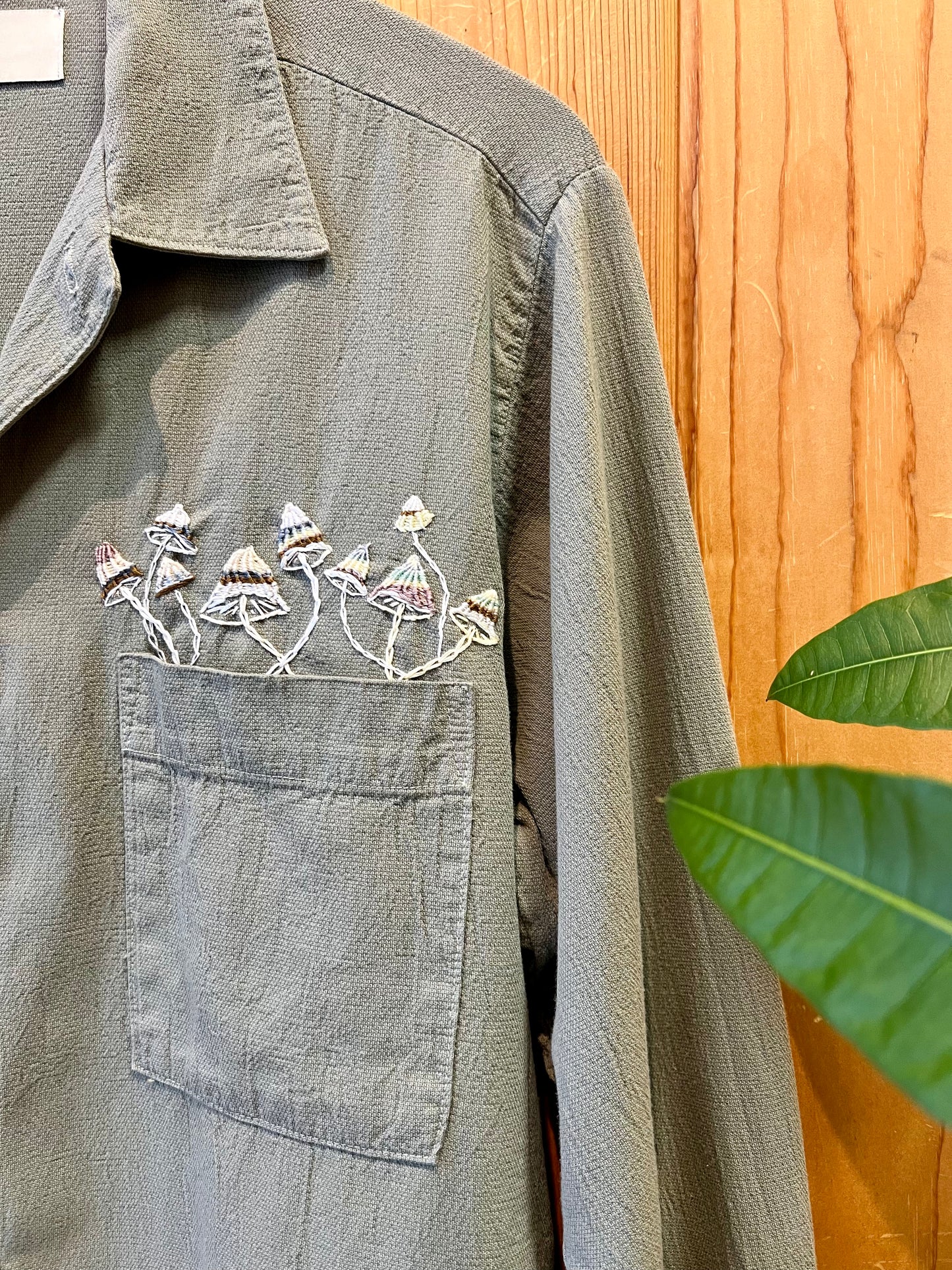 Crinkle L/S - Rasta Fungi Pocket
