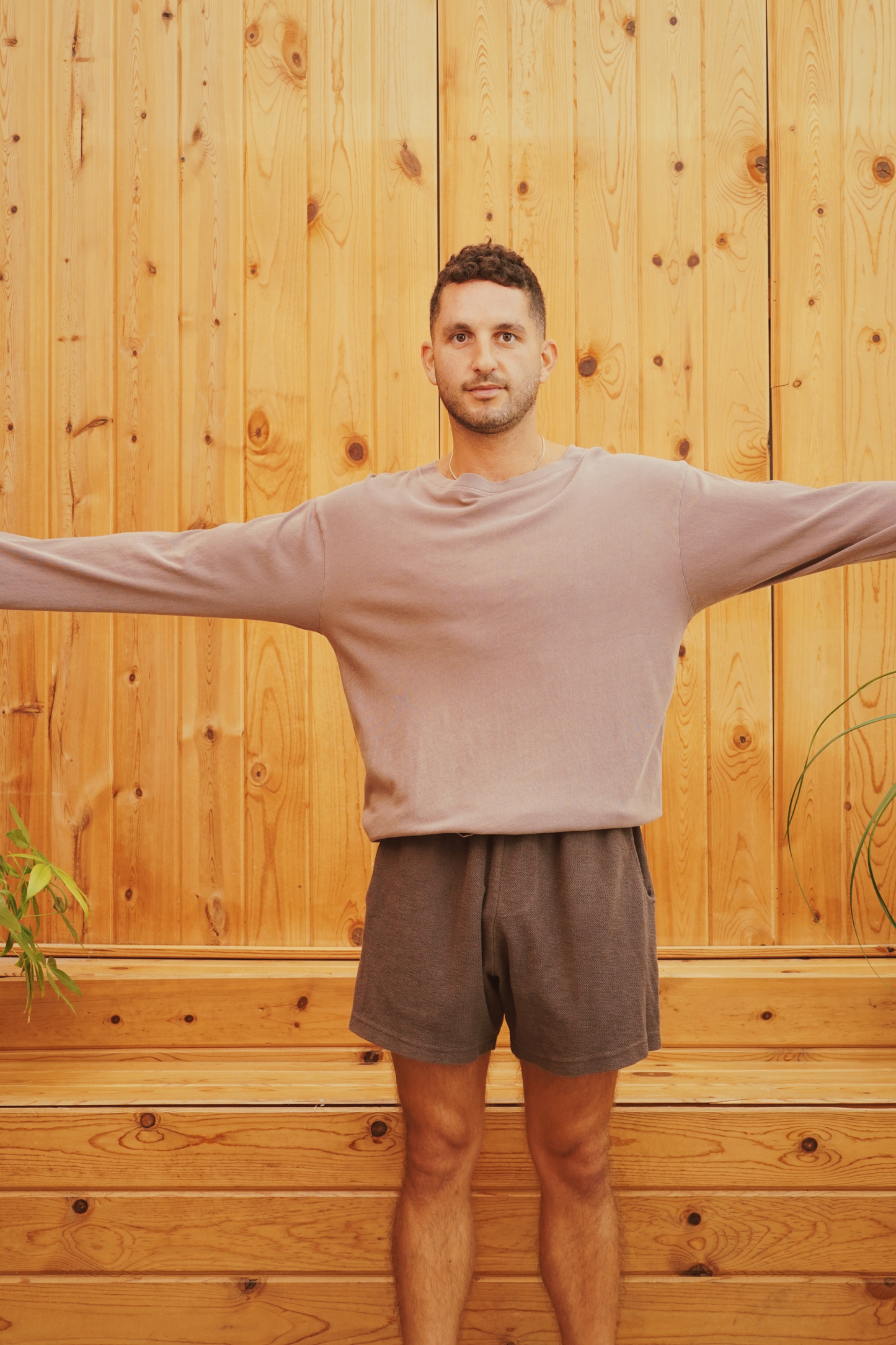 Essential L/S - Weathered Teak