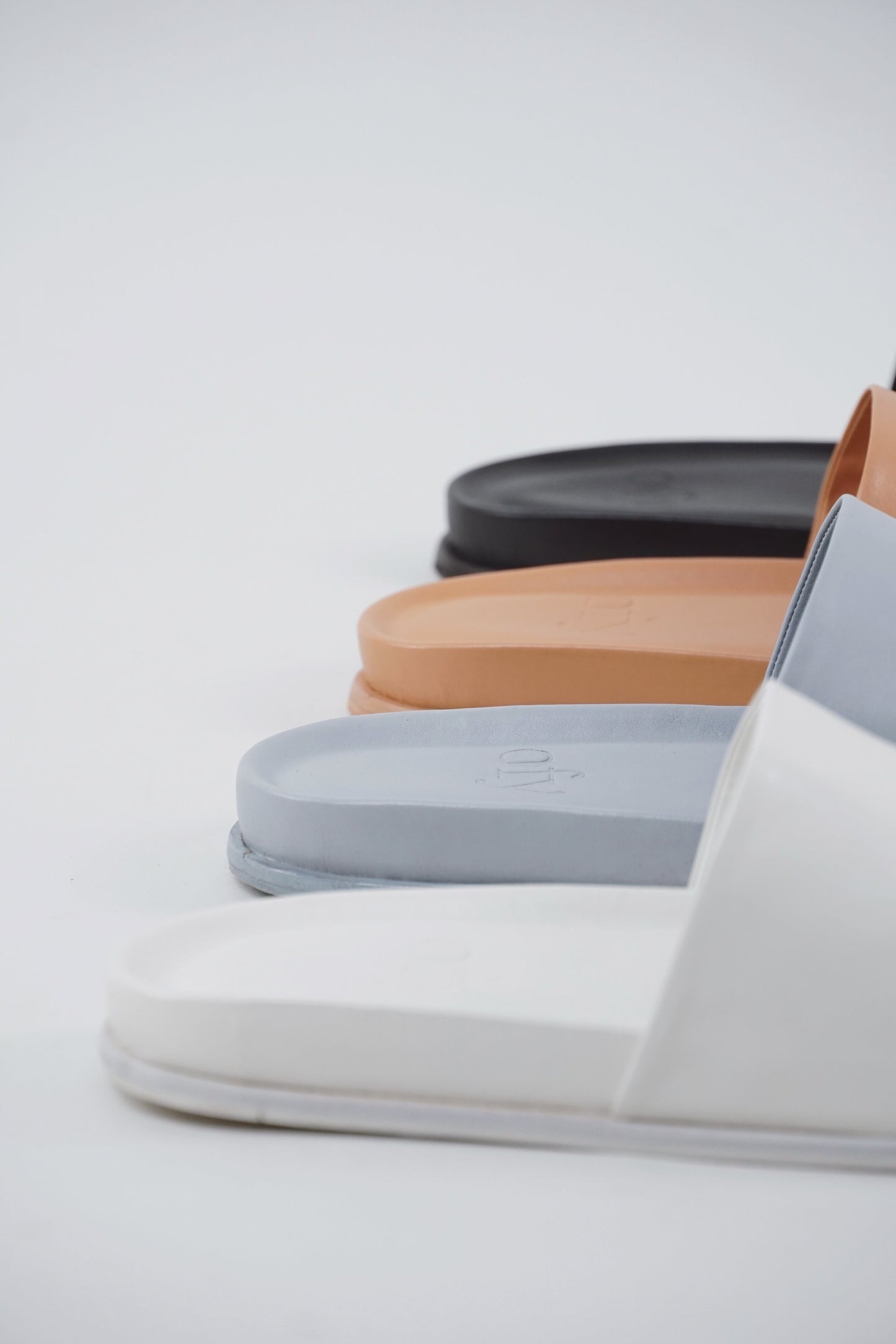 Standard Slide - Camel