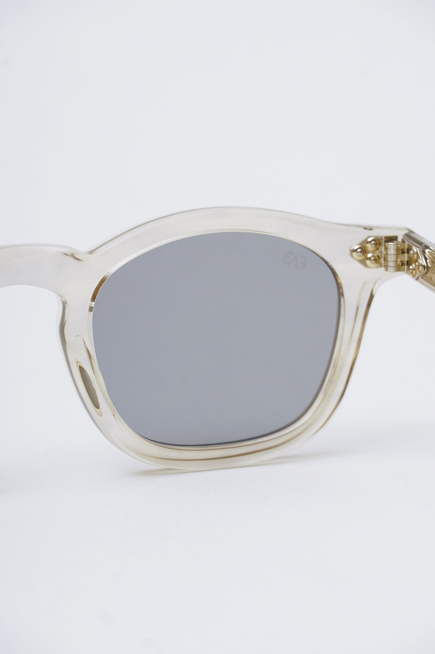 Eyevan - Sadler Dust