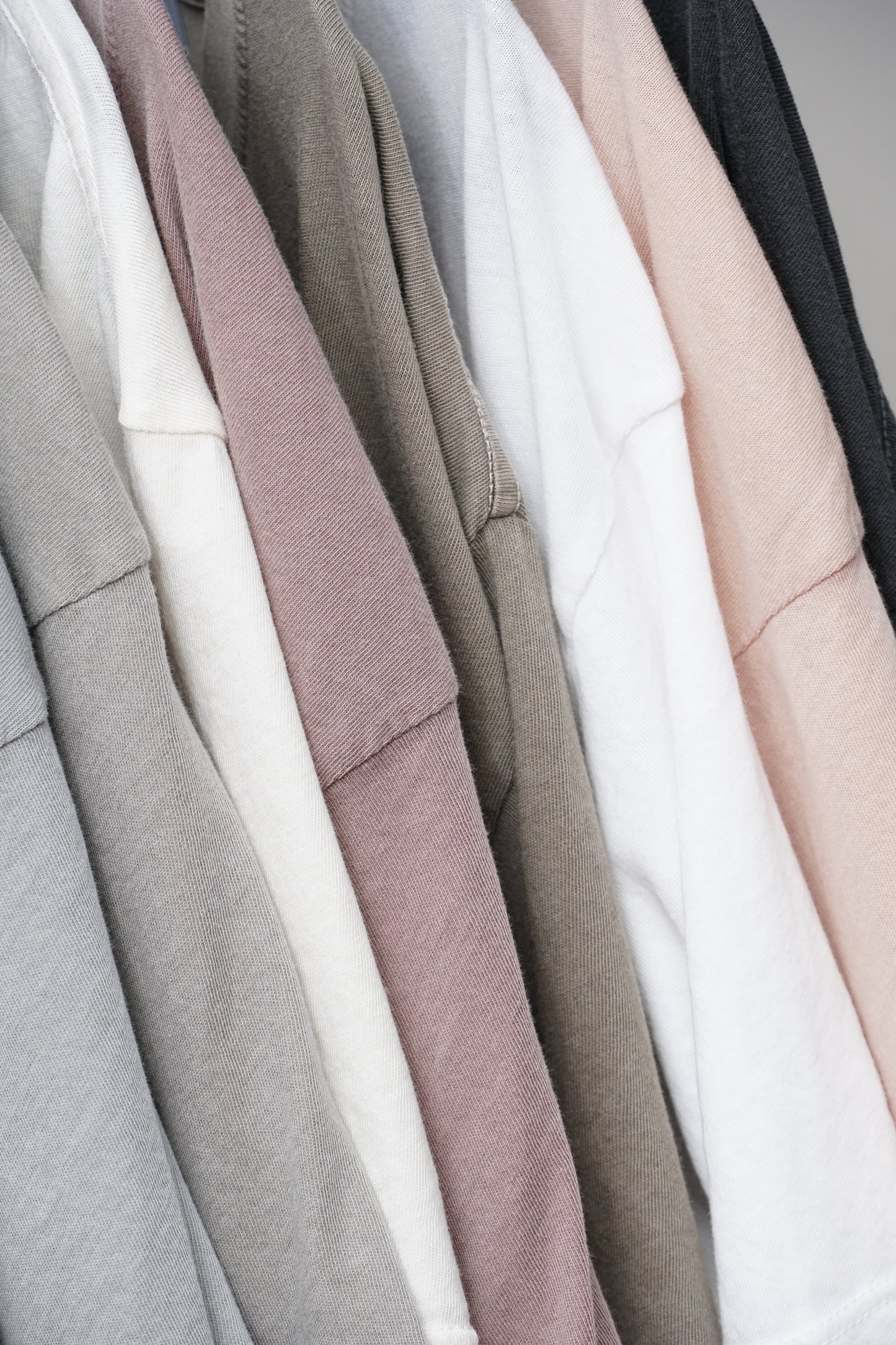 Essential Tee - Fossil