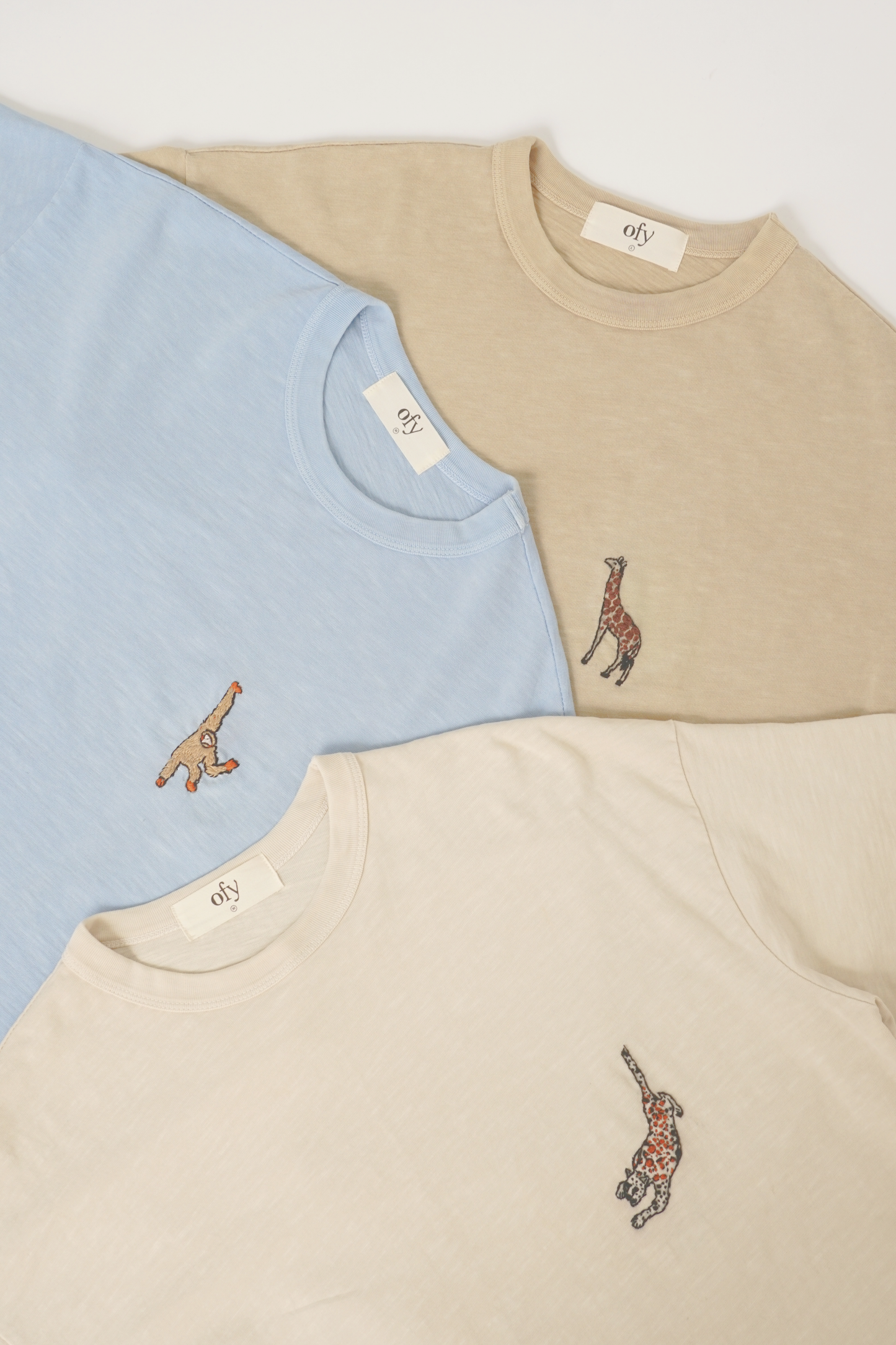 Embroidered Journey Tee - Giraffe