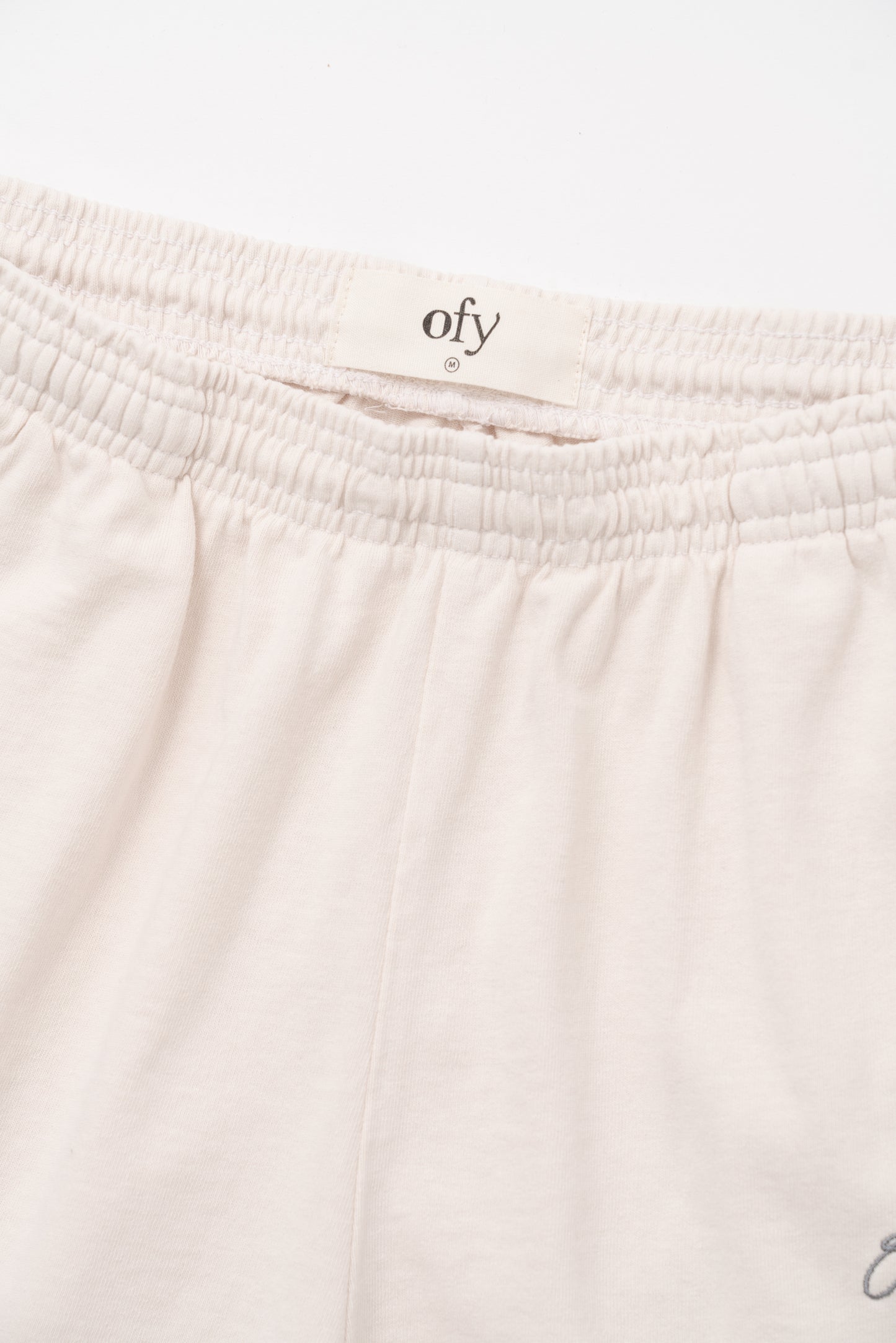 Classic Signature Short - Natural