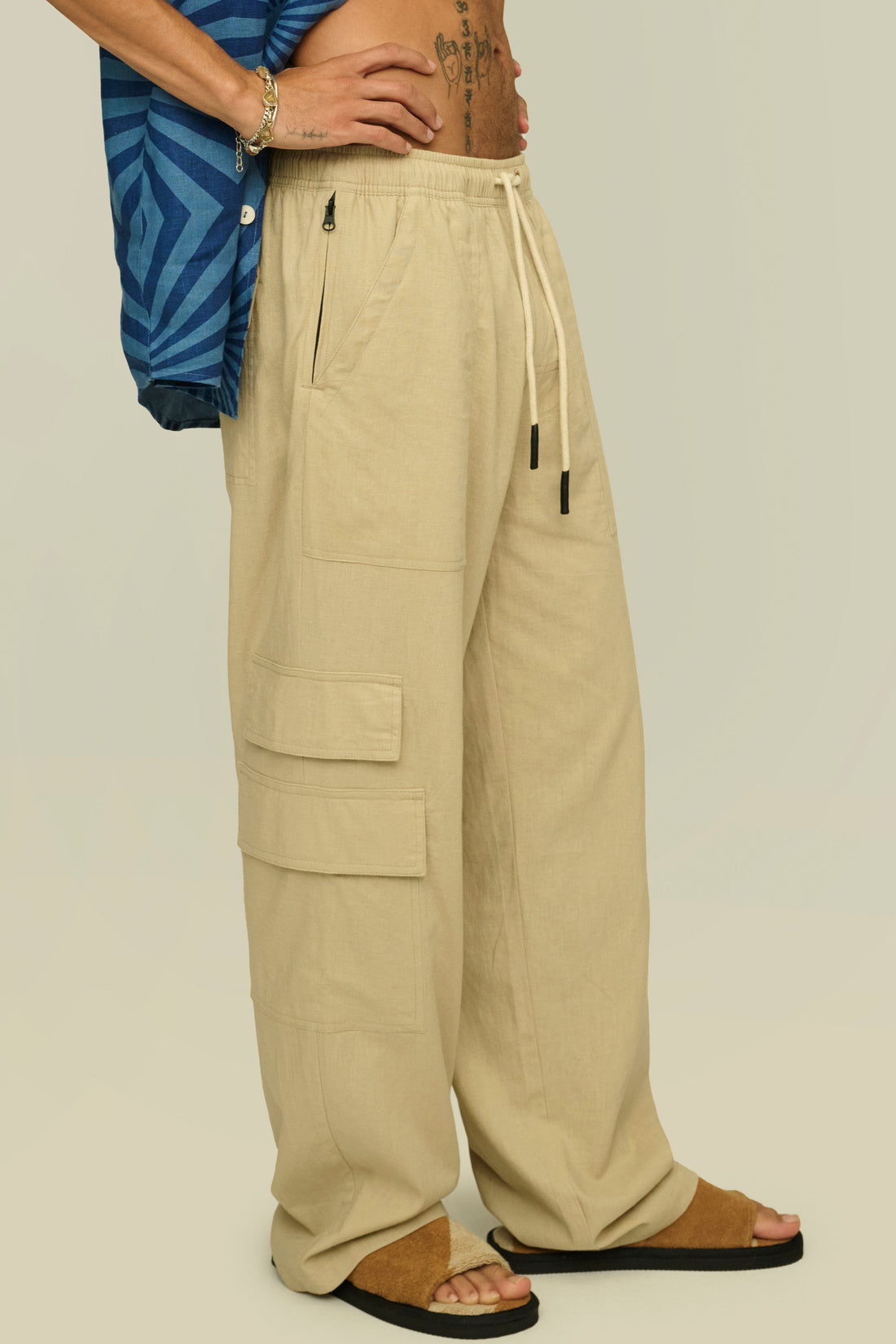 BEIGE CARGO LINEN PANTS