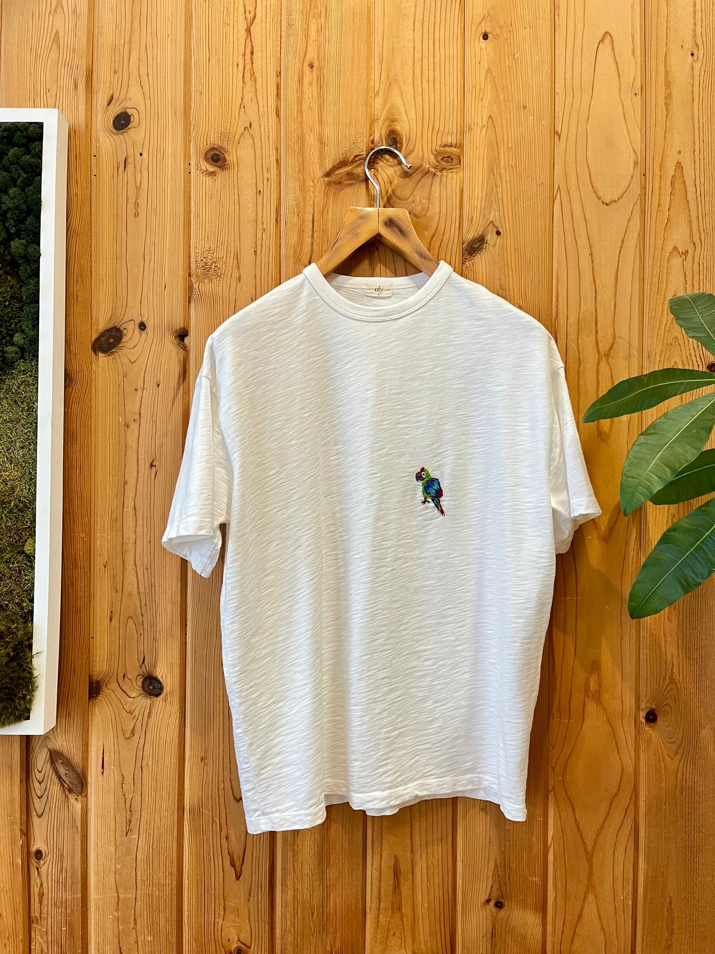 Journey Tee - Military Macaw White