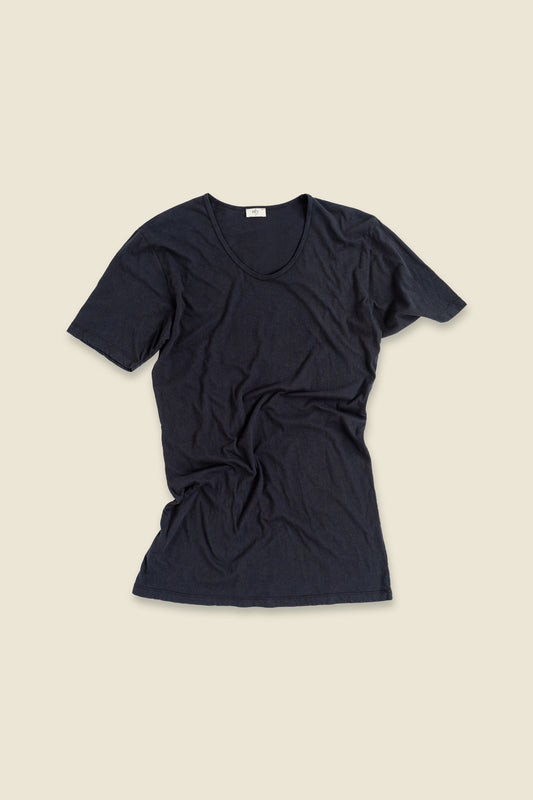 The Undertee - Black Hole