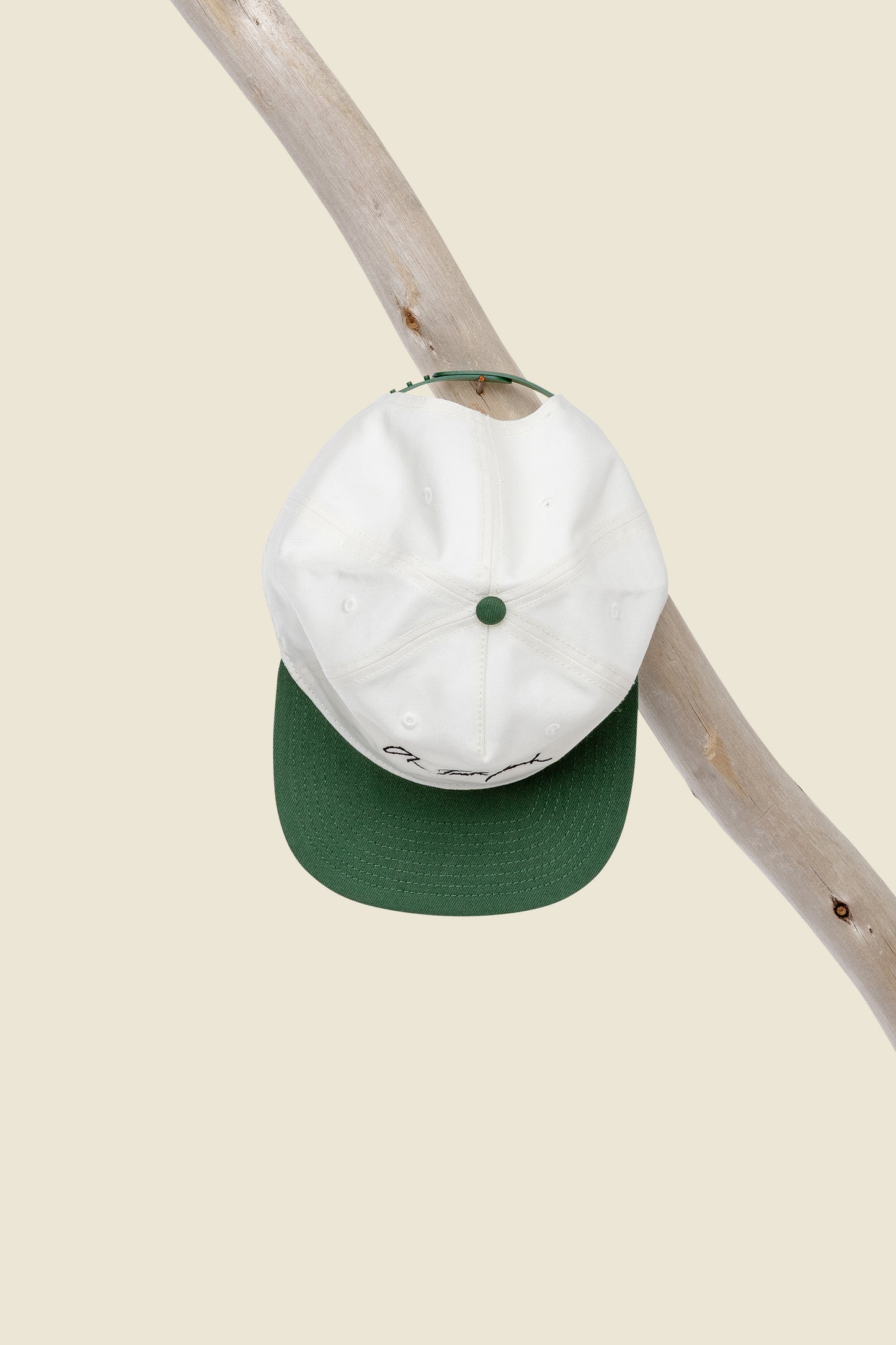 Contrast Signature Hat - Green