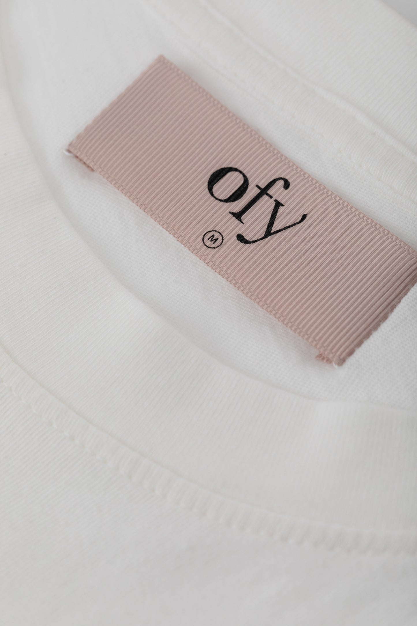 Essential Tee - Wispy Cloud