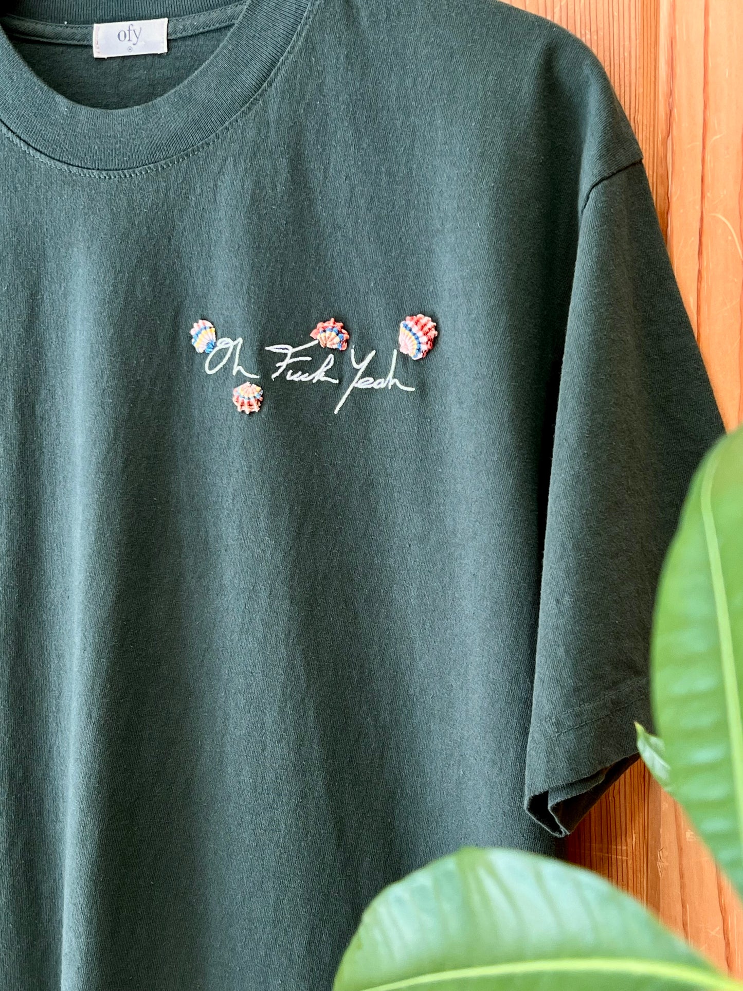 Signature Tee - Vine Shell