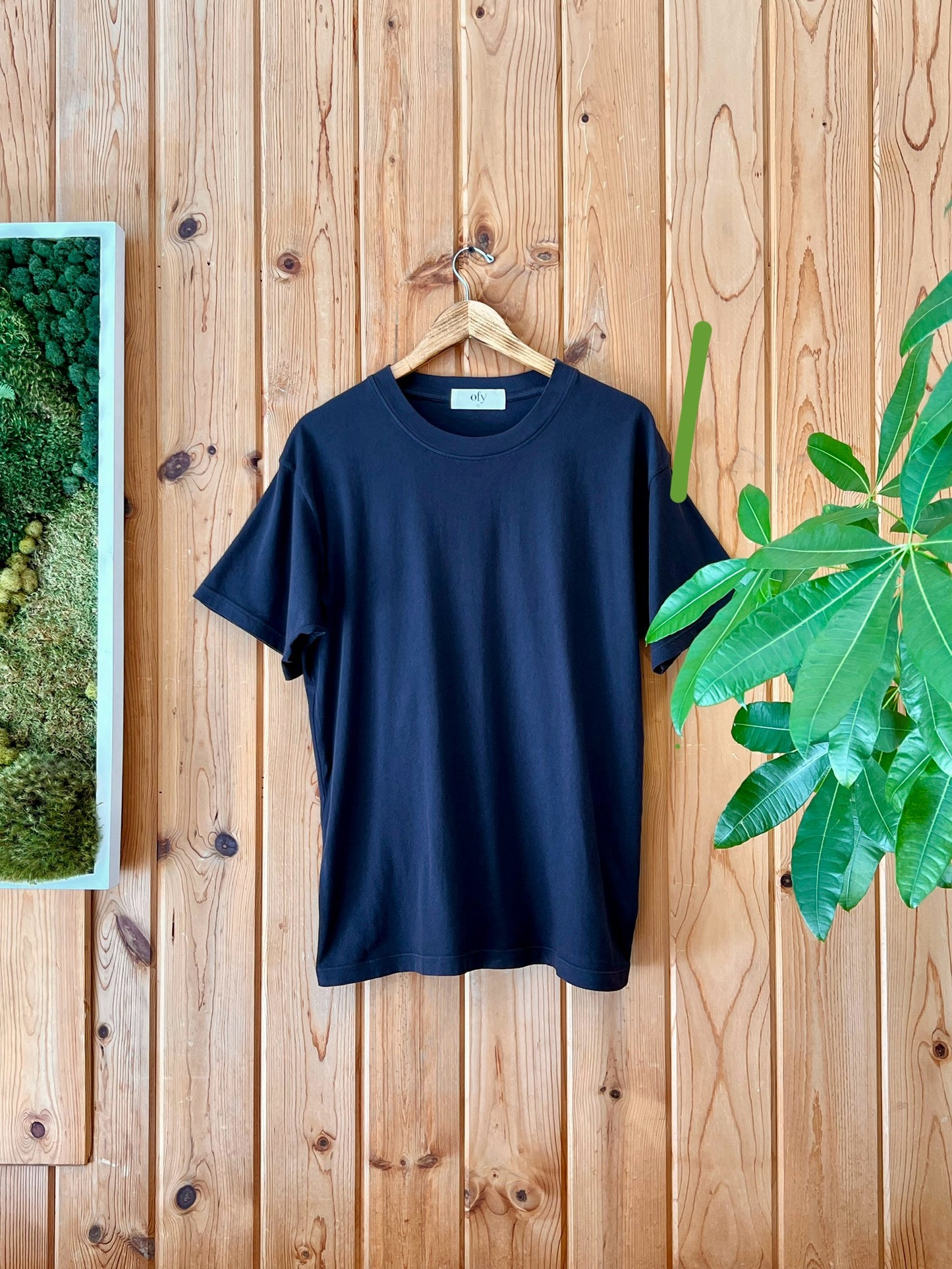 Essential Tee - Black Sand