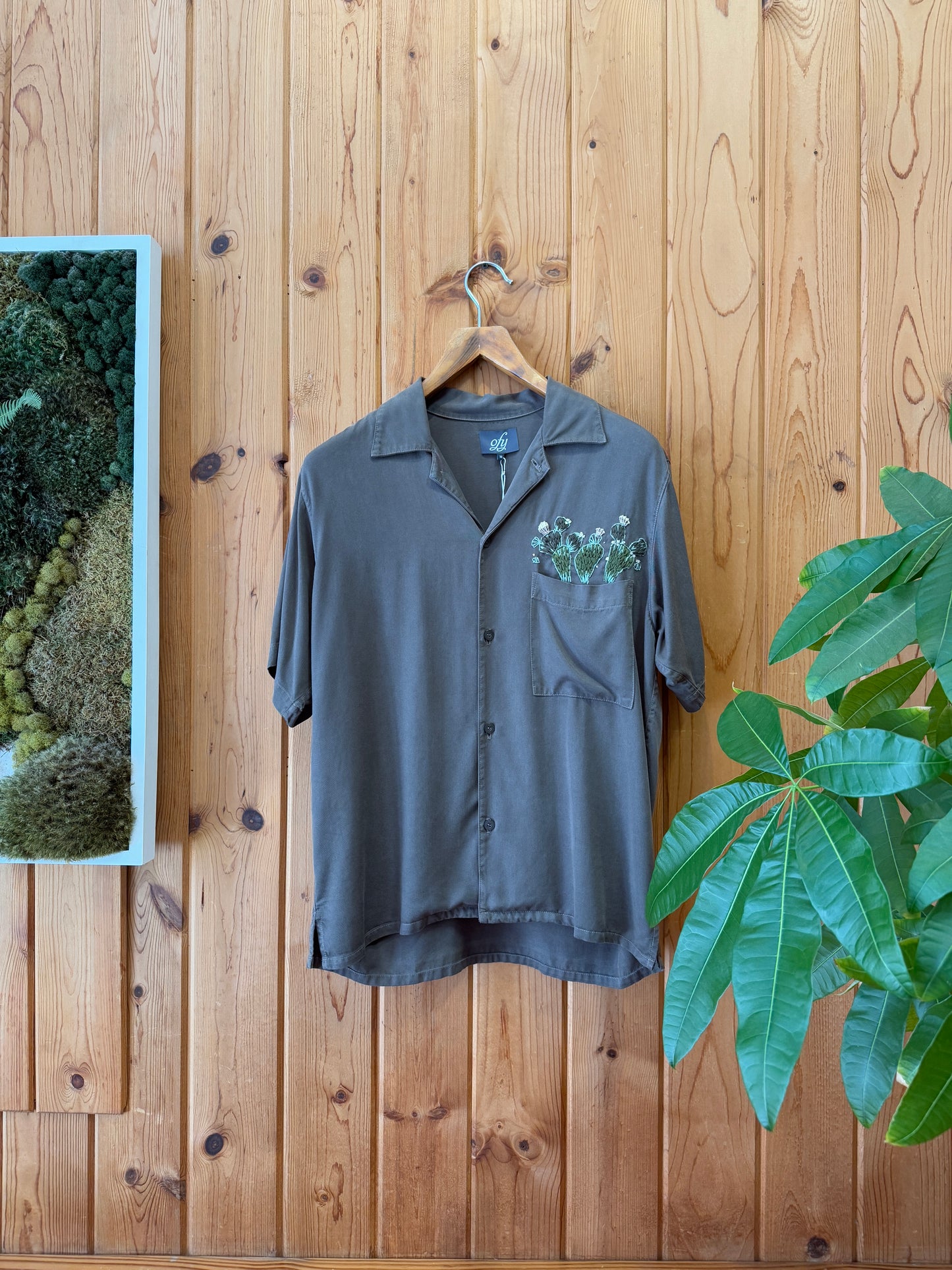 Horizon S/S - Prickly Queen