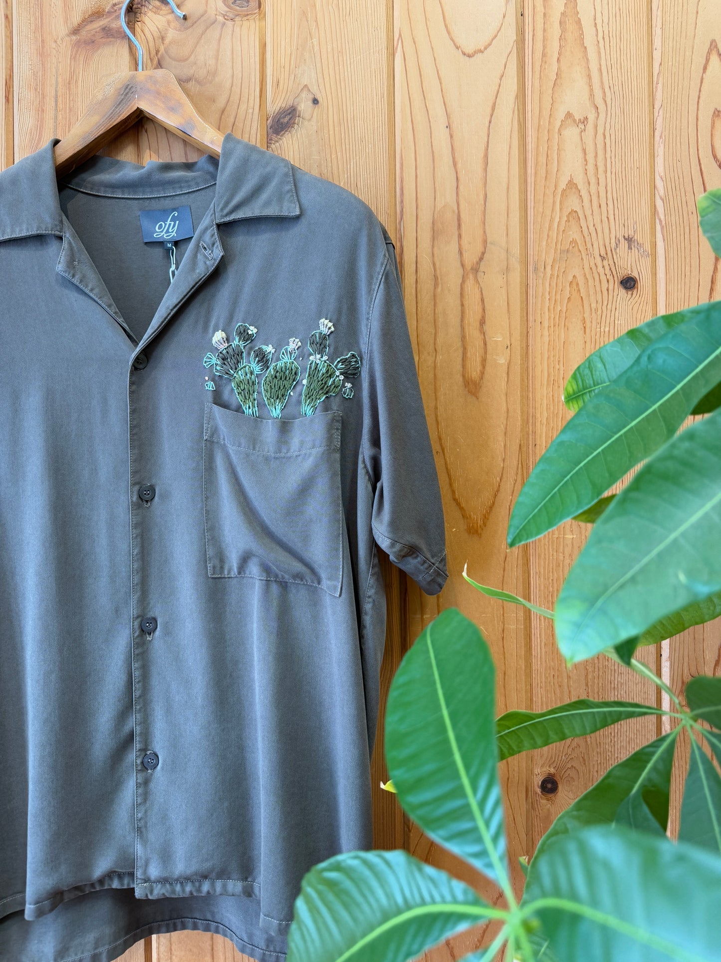 Horizon S/S - Prickly Queen