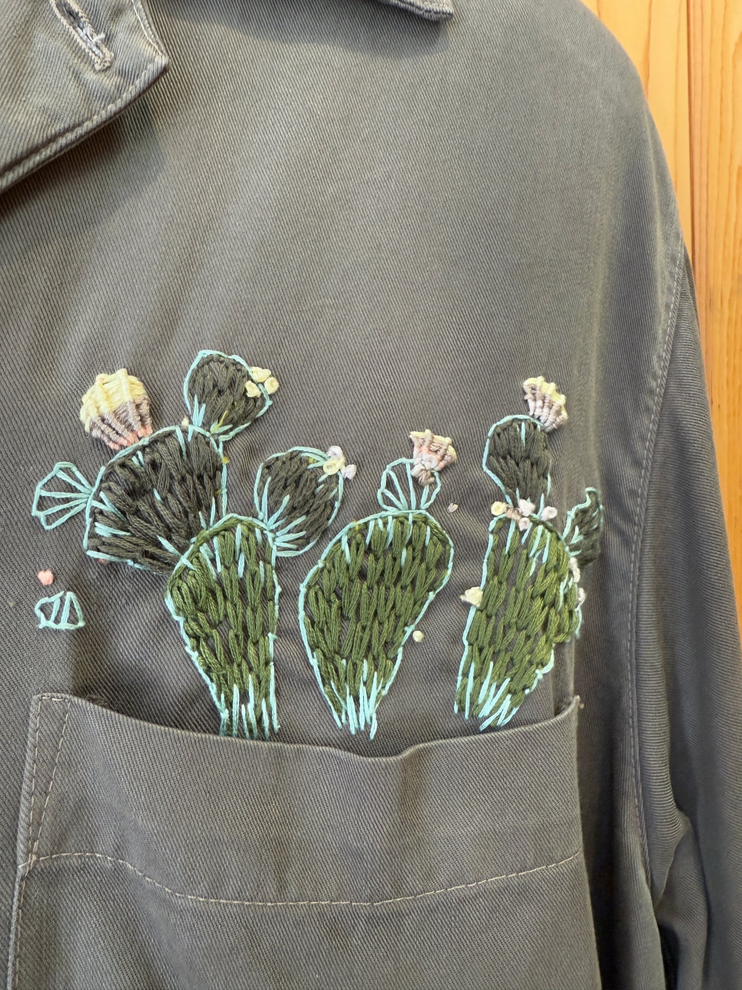 Horizon S/S - Prickly Queen