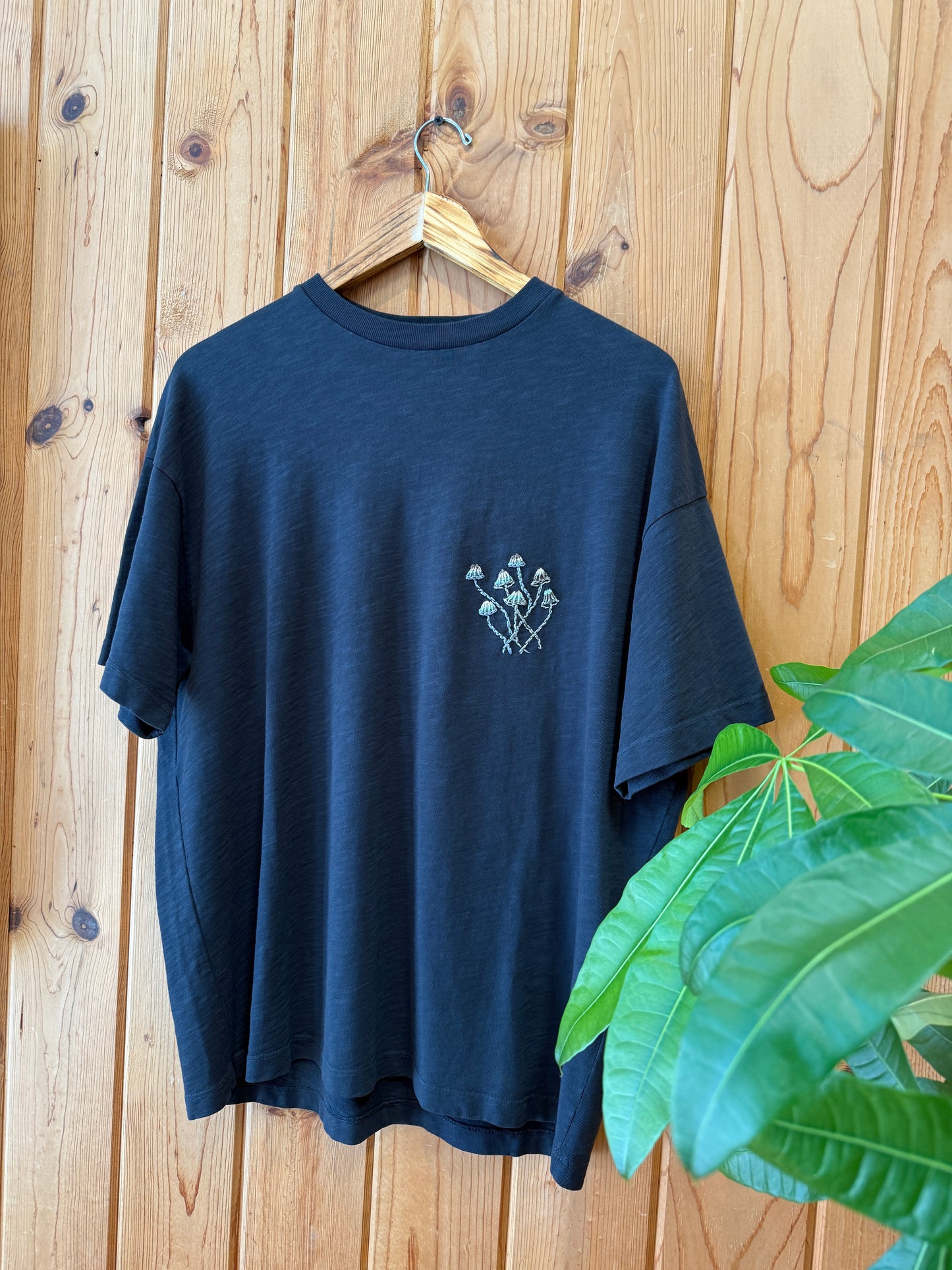 Journey Tee - Rasta Fungi II