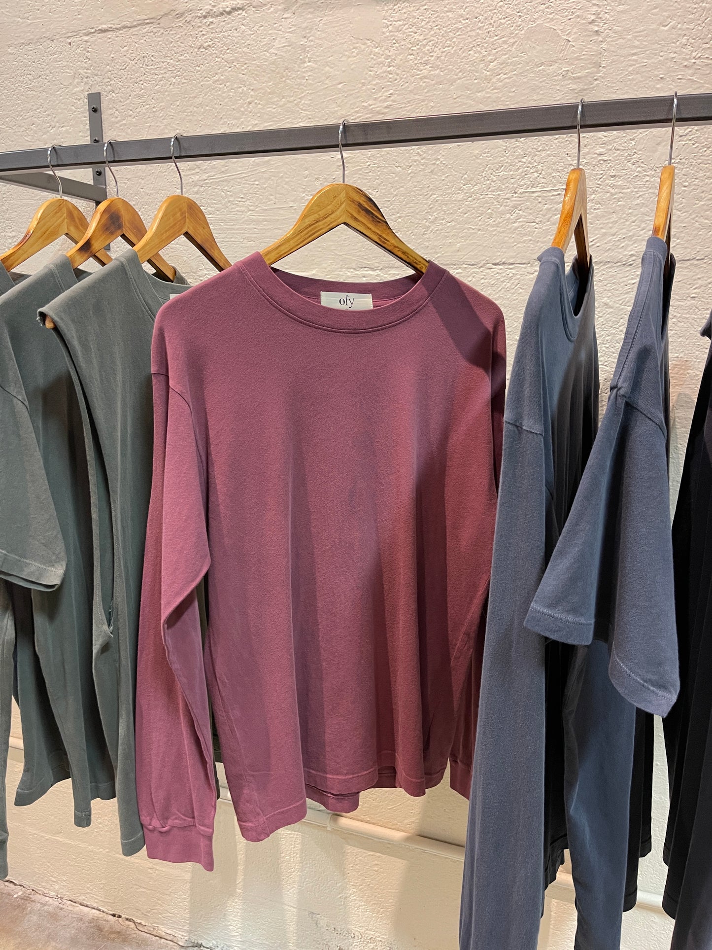 Essential L/S - New Maroon