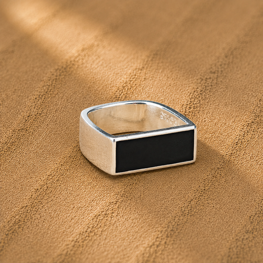 Nebula Ring - Onyx