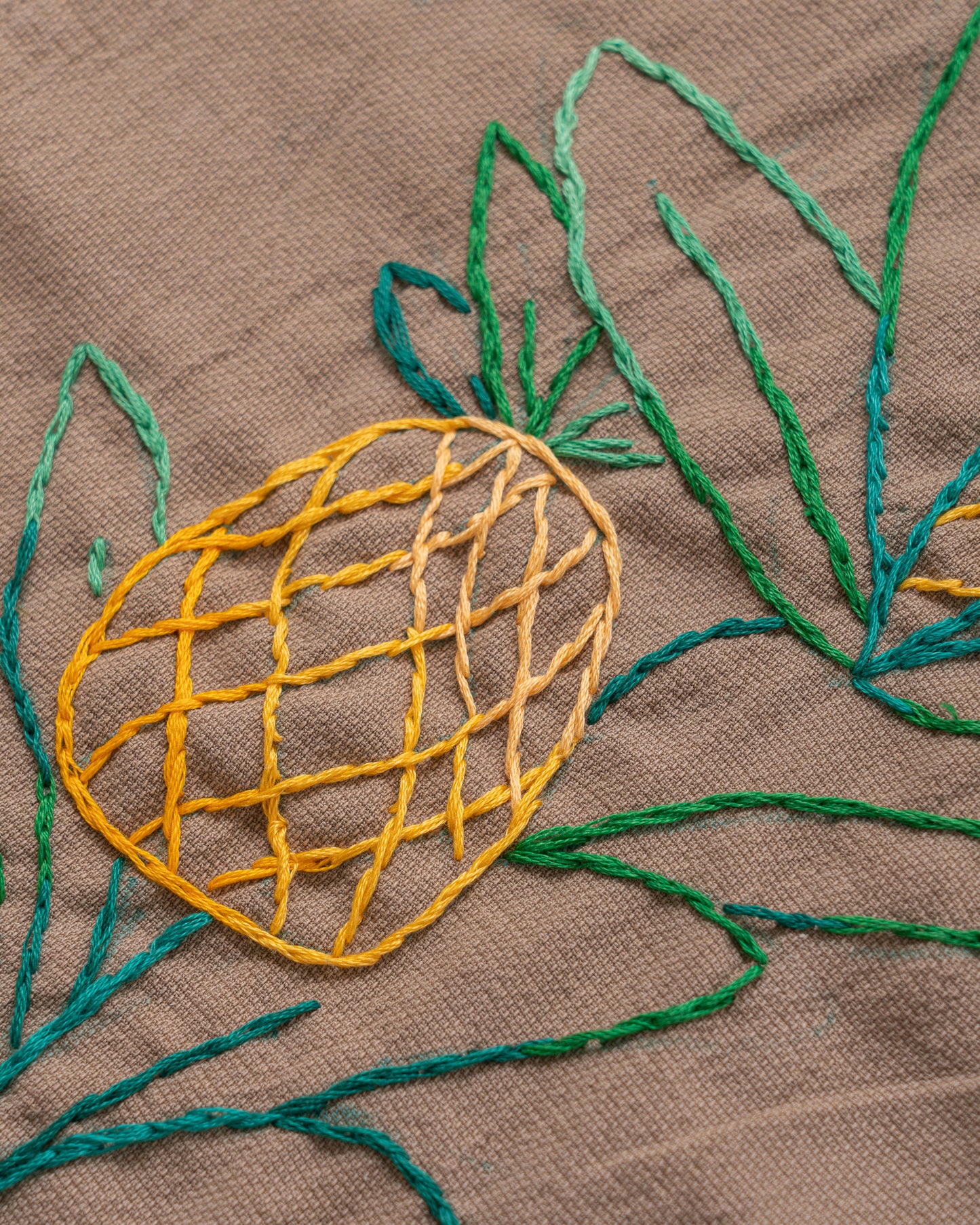 Crinkle Short - Pineapple