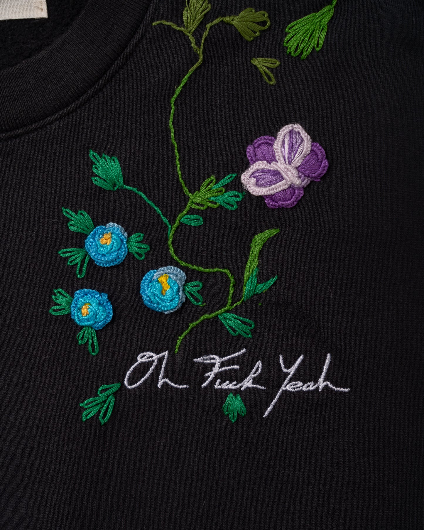 Black Crewneck - Floral Embroidery