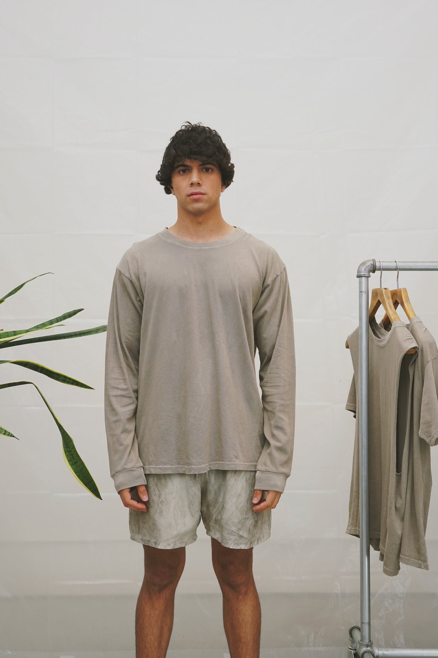 Essential L/S - Fossil