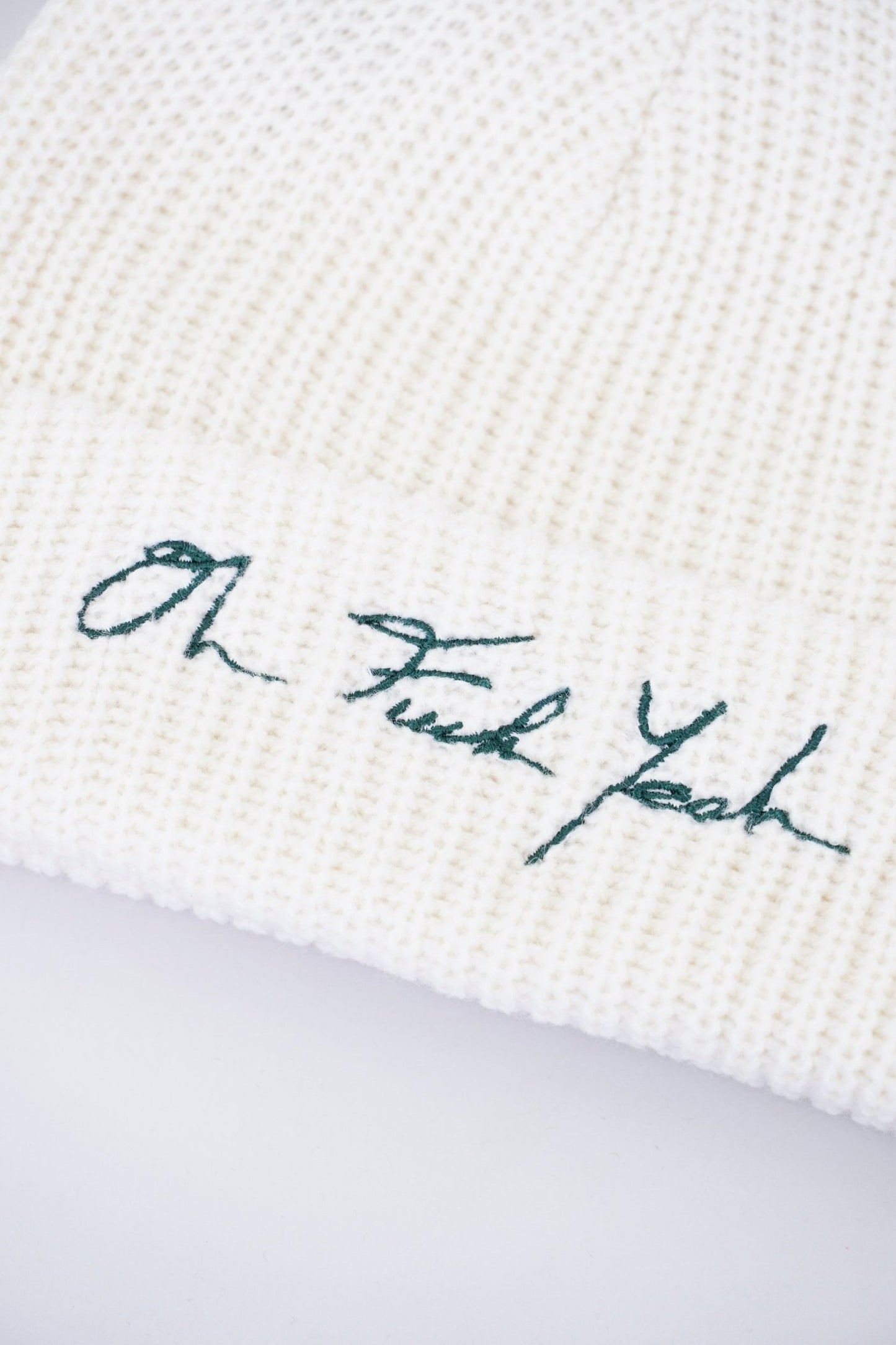 Signature Cable Beanie - Ivory/Green